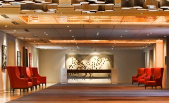 Doubletree by Hilton Montreal