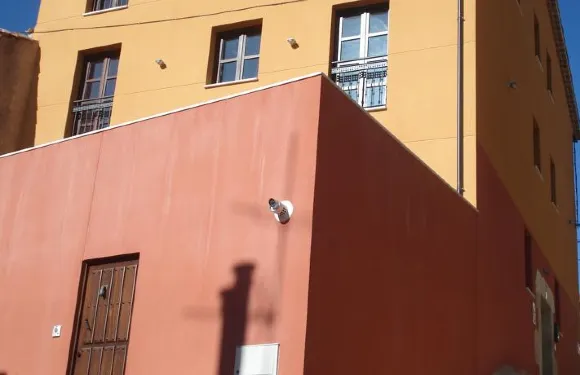 埃爾扎古安德爾裏韋羅酒店