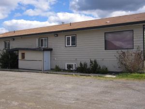 Nisutlin Trading Post Motel