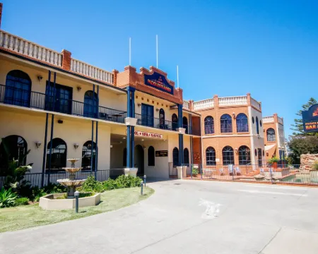 Albury Paddlesteamer Motel Hotels in South Albury
