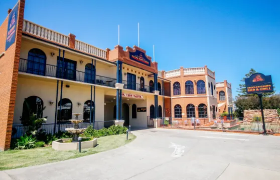 奧爾伯裏明輪艇汽車旅館