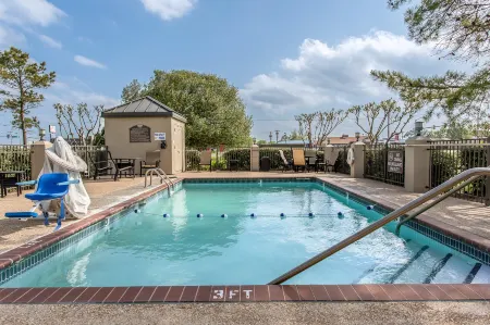 Quality Inn & Suites Durant