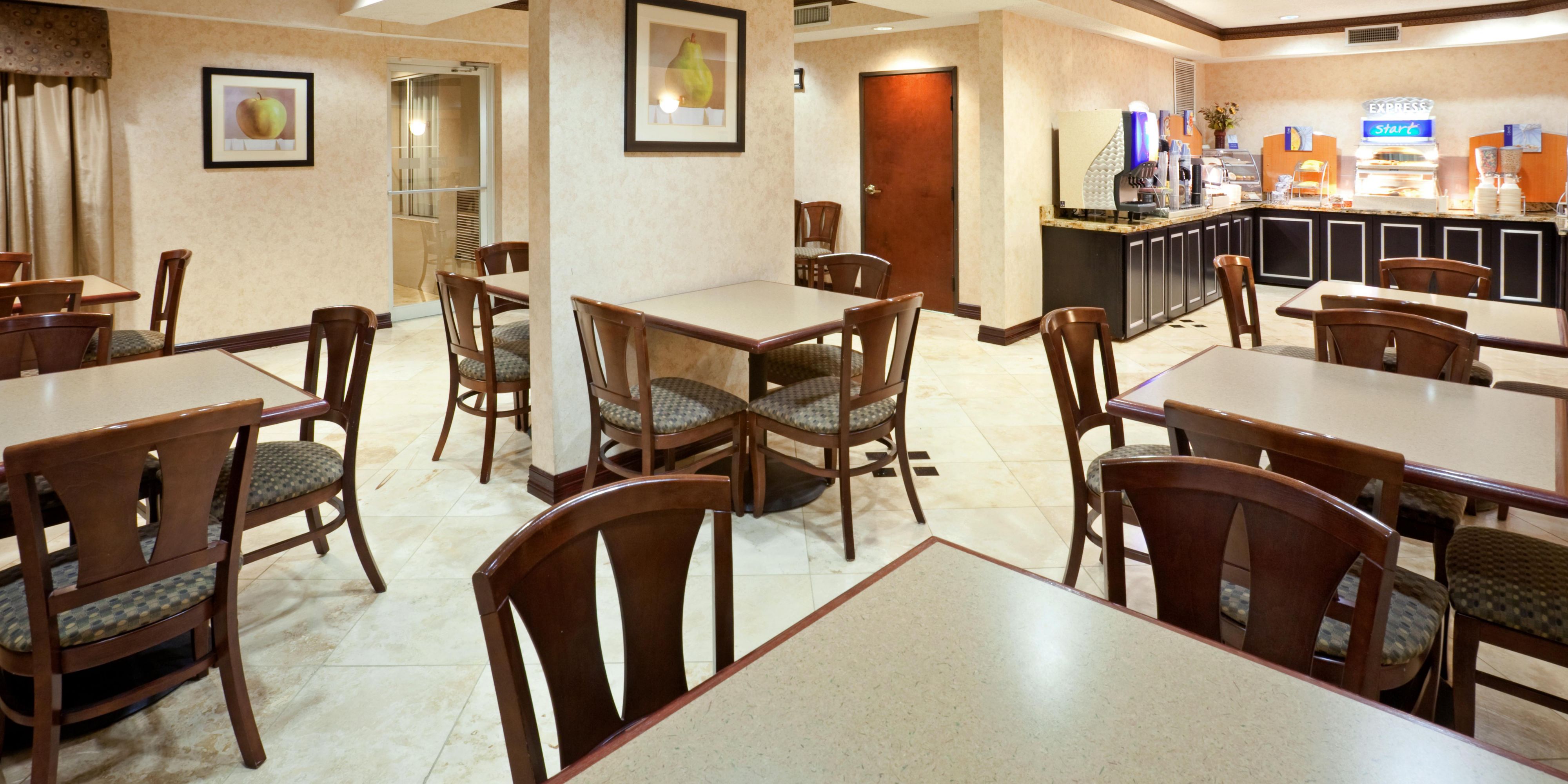 Holiday Inn Express & Suites Dallas Park Central Northeast