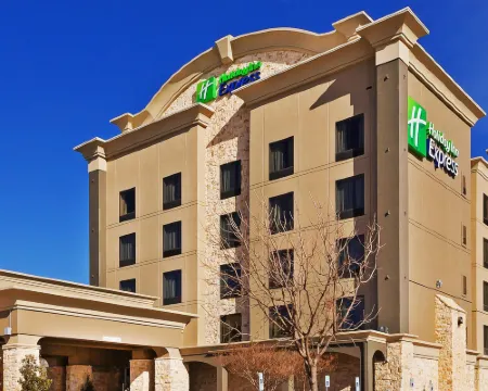 ฮอลิเดย์ อินน์ เอ็กซ์เพรส Frisco Legacy Park Area บาย IHG โรงแรมในฟริสโก