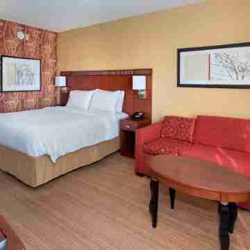 Courtyard Secaucus Meadowlands Rooms