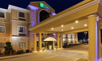 Holiday Inn Express & Suites Greenville