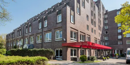 Crowne Plaza Hamburg - City Alster Отели в г. Гамбург