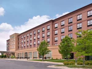 Holiday Inn Madison at the American Center