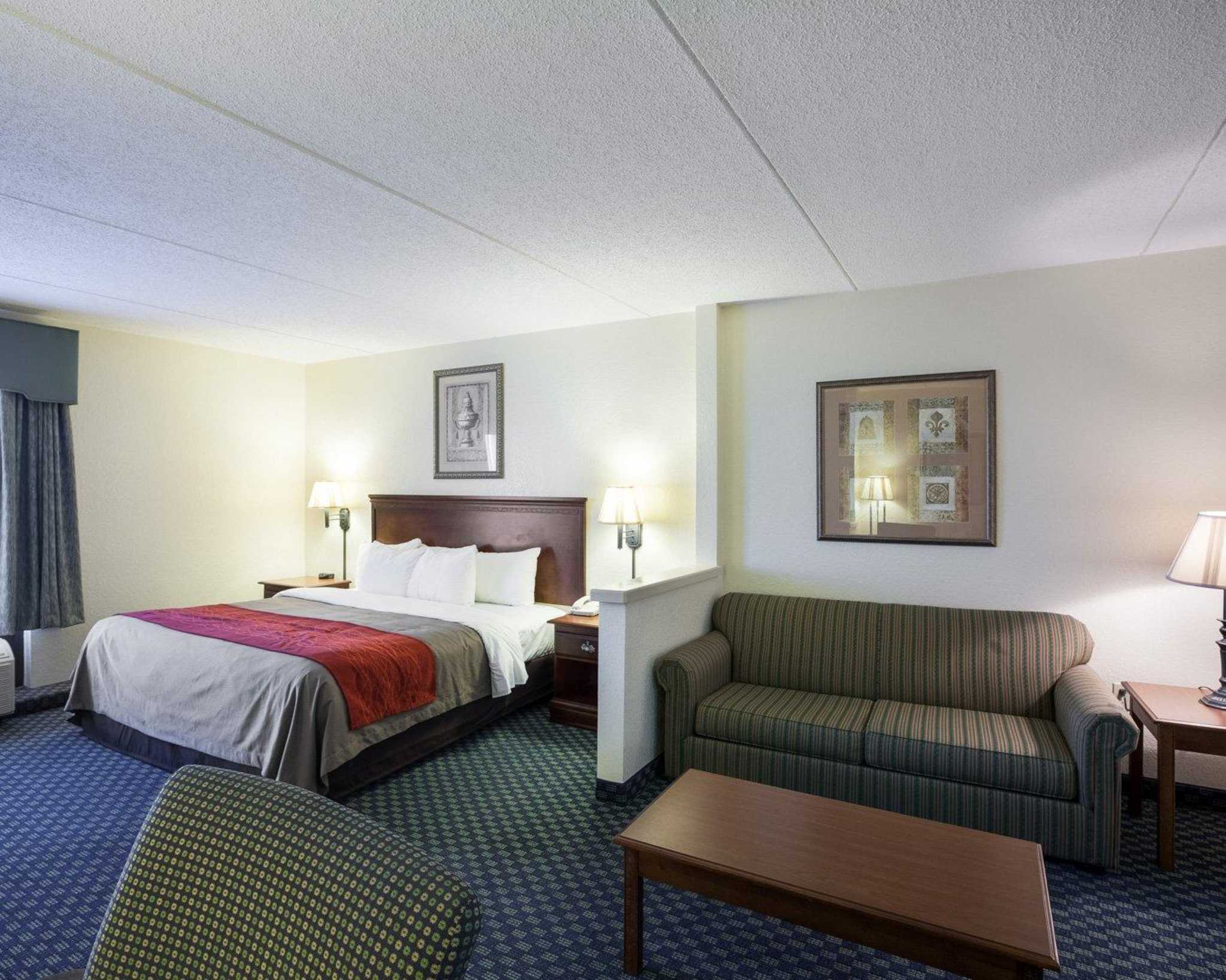 Comfort Inn & Suites San Antonio Airport