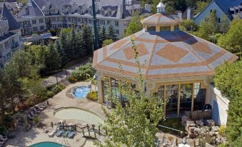 Place Saint Bernard Mont Tremblant