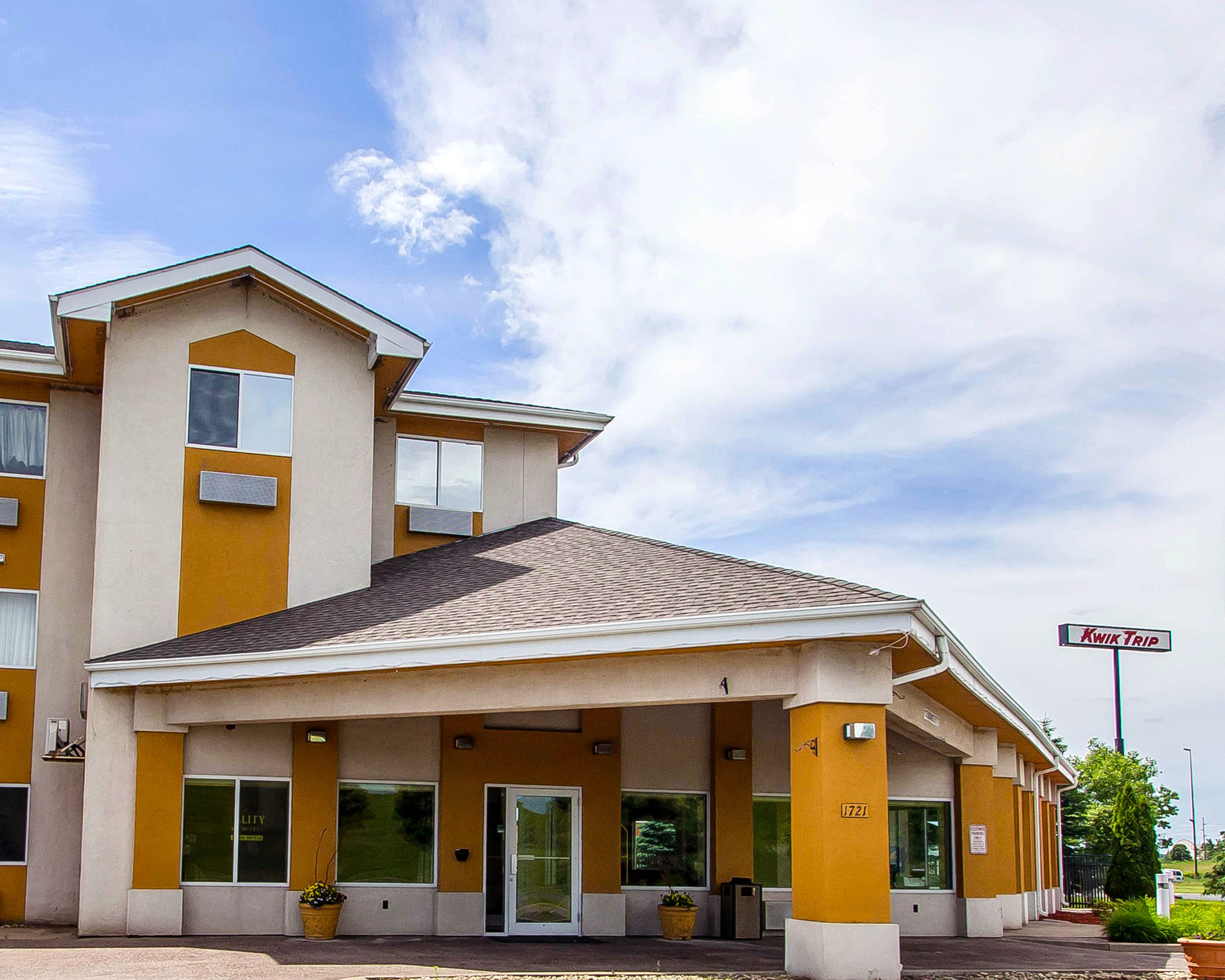 Quality Inn & Suites Menomonie