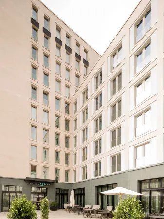 Motel One Freiburg Отели рядом с достопримечательностью «Фрайбургская Высшая школа музыки»