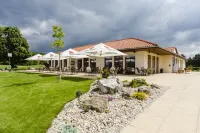 Golf Hotel Austerlitz Hotel a Vyskov