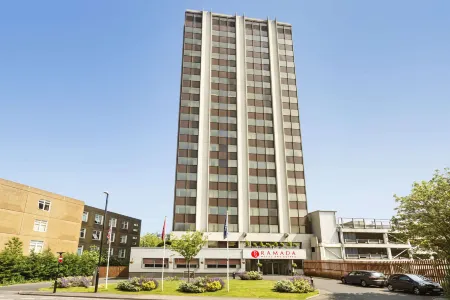 Ramada Hotel & Suites by Wyndham Coventry Отели рядом со станцией Железнодорожная станция Ковентри