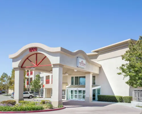 Hawthorn Suites by Wyndham Livermore Wine Country Hotels in Livermore