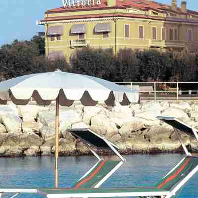 Hotel Vittoria Hotel Exterior