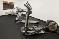 Super 8 by Wyndham Three Rivers - Gym