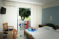 Marianna Hotel - 2-Star