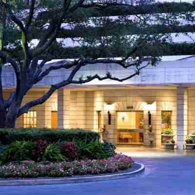 The St. Regis Houston Hotel Exterior