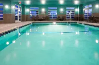 GrandStay Hotel & Suites Valley City - 2-Star