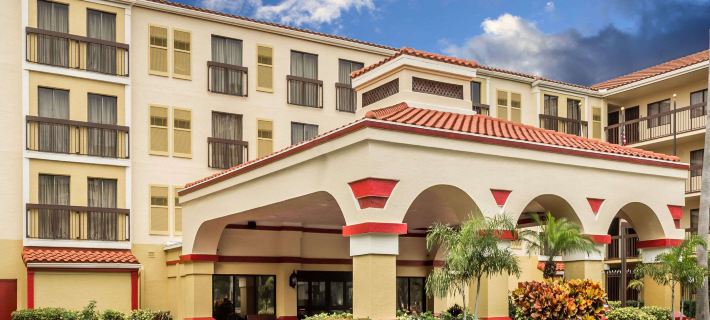 Holiday Inn & Suites BOCA RATON - NORTH by IHG Hotels in Palm Beach County