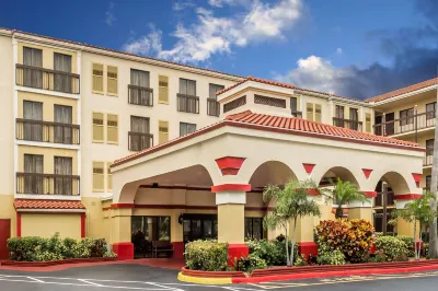 Holiday Inn & Suites Boca Raton - North