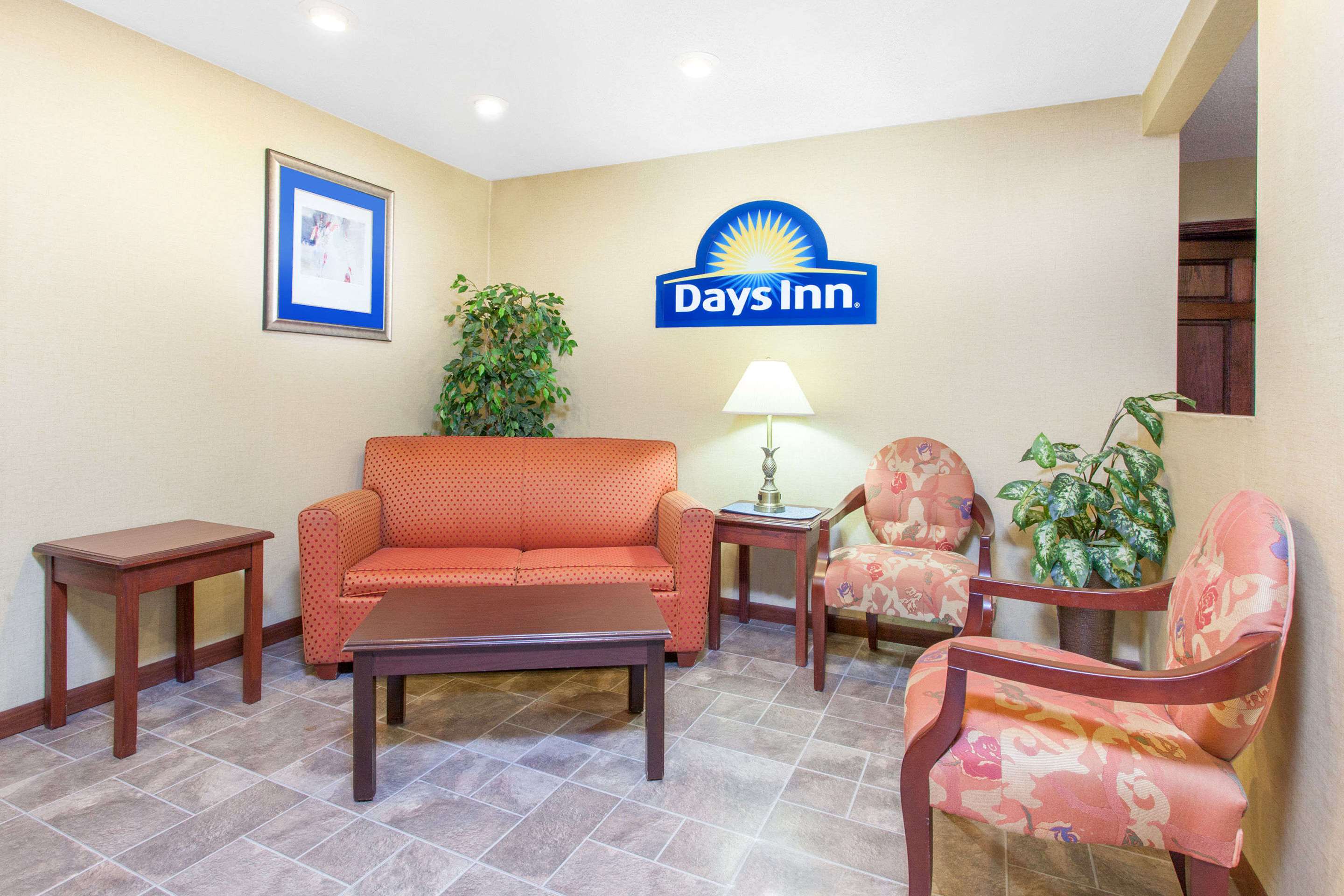 Days Inn by Wyndham Maumee/Toledo