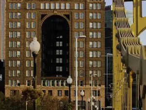 Renaissance Pittsburgh Hotel