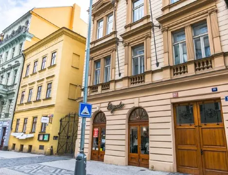 Apartrezidence Opletalova - Housity