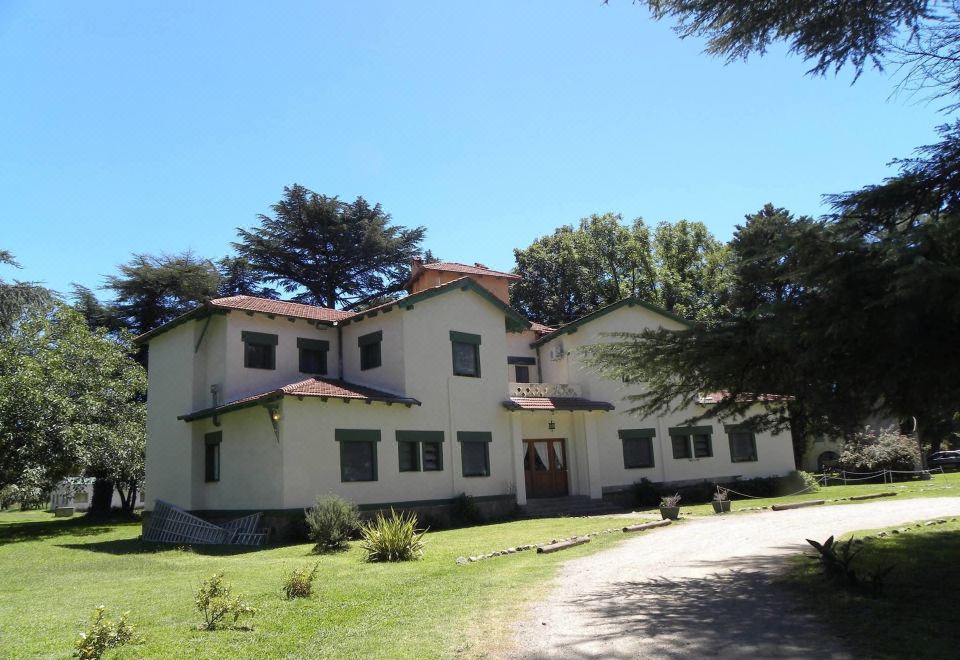 Pillahuinco Parque Hotel