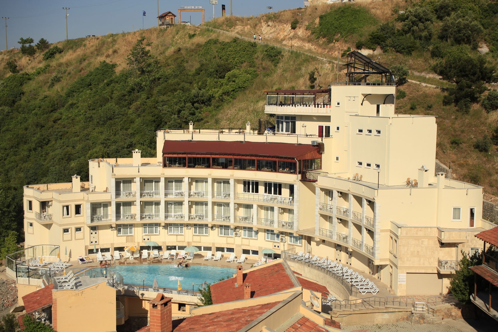 Dogalya Hotel