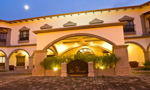 Hotel Los Portales
