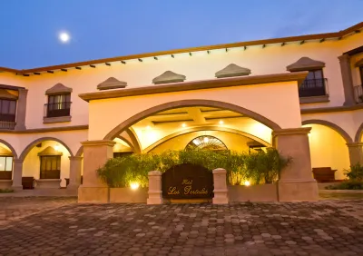 Hotel Los Portales