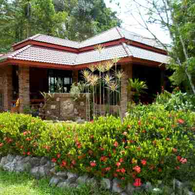 Hotel Khaosok and Spa Hotel Exterior