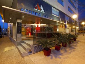 Aparthotel Atenea Valles