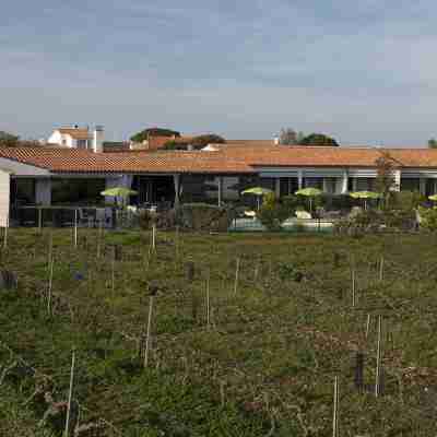 Les Vignes de la Chapelle, the Originals Relais Hotel Exterior