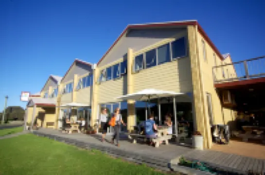 大豬和小豬旅館 酒店