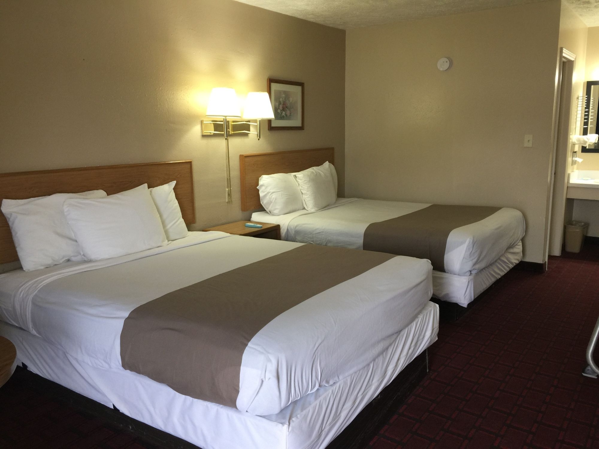 Economy Inn McCook