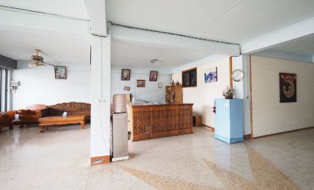 Parichart Place - Housity