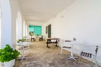 Cina Apartments