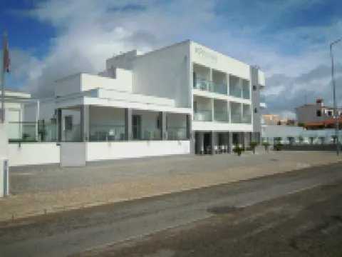 KR Hotels - Albufeira Lounge โรงแรมในอัลบูเฟรา