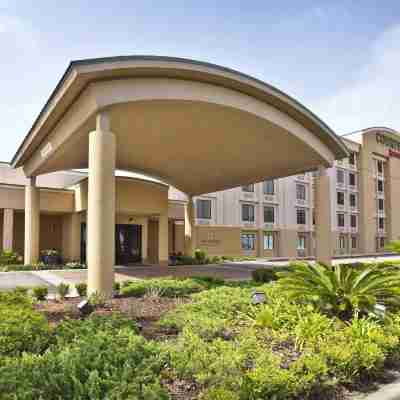 Courtyard by Marriott Gulfport Beachfront Hotel Exterior