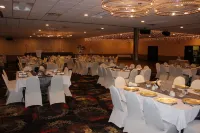 Ramada by Wyndham Grand Forks Hotels in Grand Forks