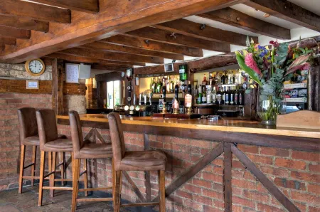 White Hart Hotel Отели в г. Уоллингфорд