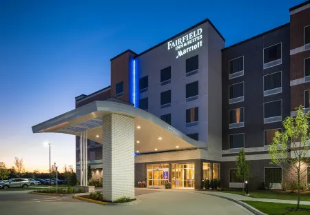 Fairfield Inn & Suites Chicago Schaumburg Отели в г. Шаумбург