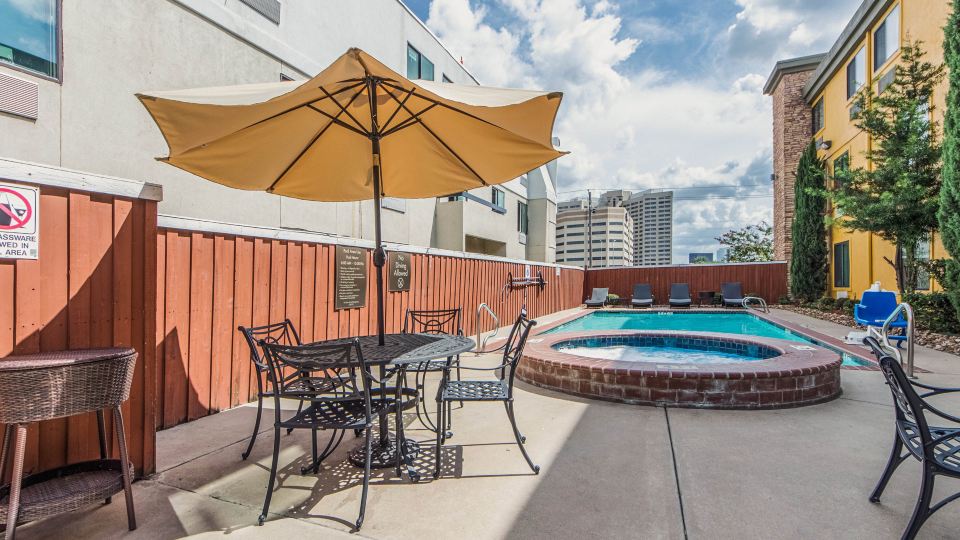 Comfort Inn Dallas Park Central