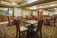 La Quinta Inn & Suites by Wyndham Rifle Hotels in Rifle