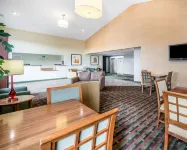 Quality Inn Airport - Parkering