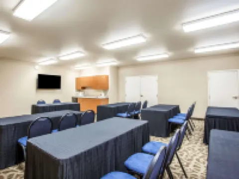 Quality Inn & Suites Federal Way - Seattle Hotels in Federal Way