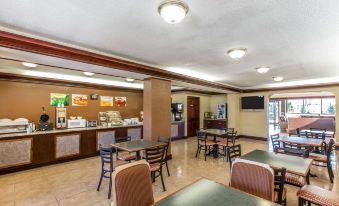 Quality Inn & Suites Macon North